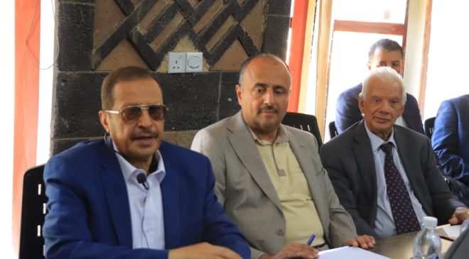 طلال ردمان رئيساً للجنة التجارة في الاتحاد والمجهلي نائباً له